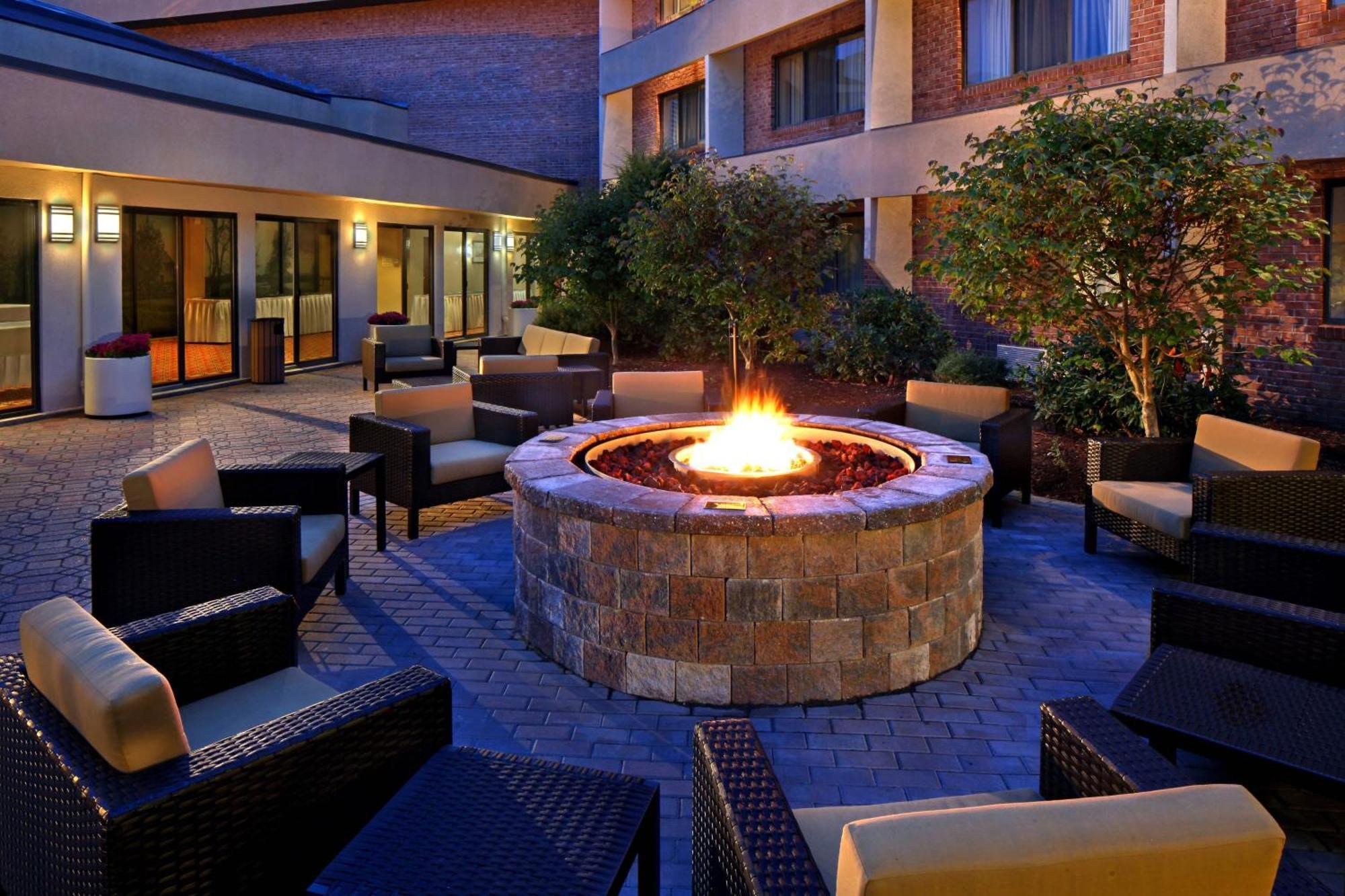 Hotel Courtyard Hartford Cromwell Exteriér fotografie